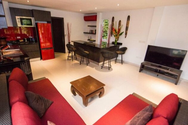 Red Sunset Suite With Pool Hotel Managed - Photo5