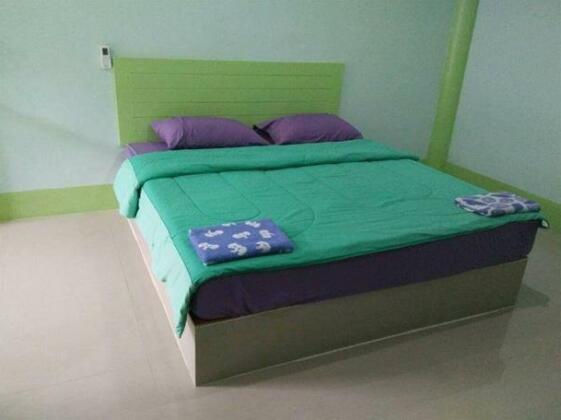 Chosri Resort Koh Larn - Photo4