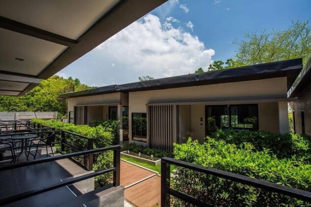 Koh Larn Villa Resort - Photo5