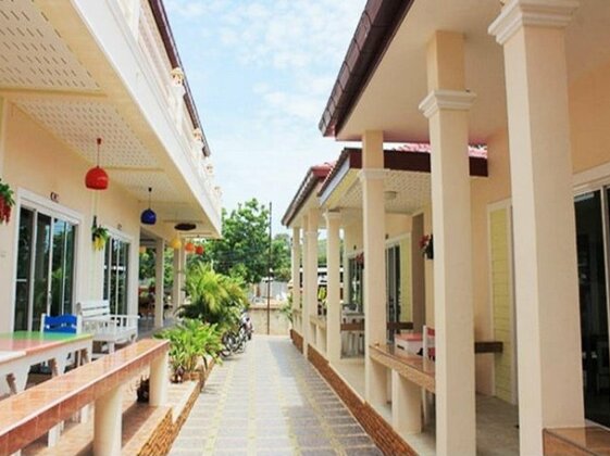 Rateesumalee Resort - Photo4