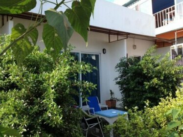 Samanta By The Sea