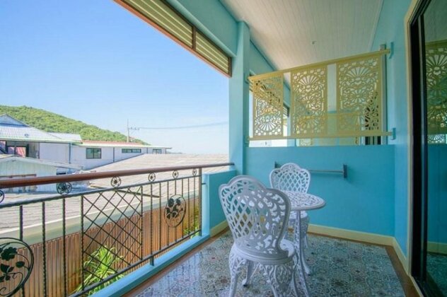 TC villa on beach - Photo5