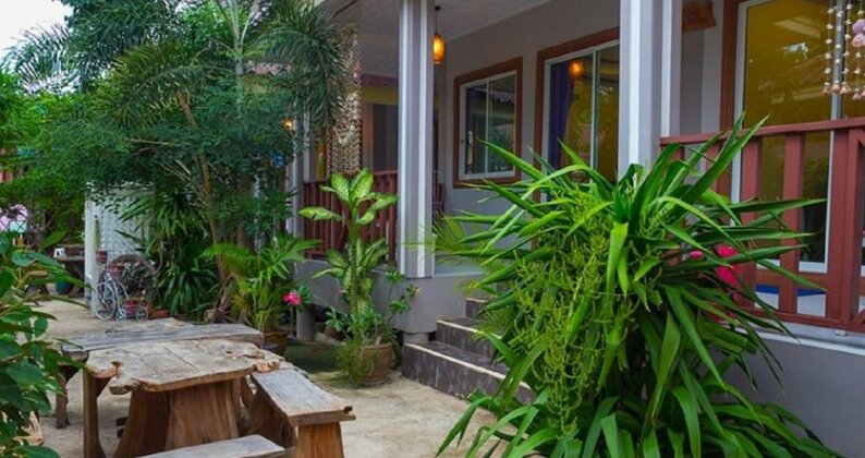 Thai House Resort Ko Lan - Photo2