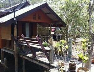 Beautiful Restaurant & Room - Photo2
