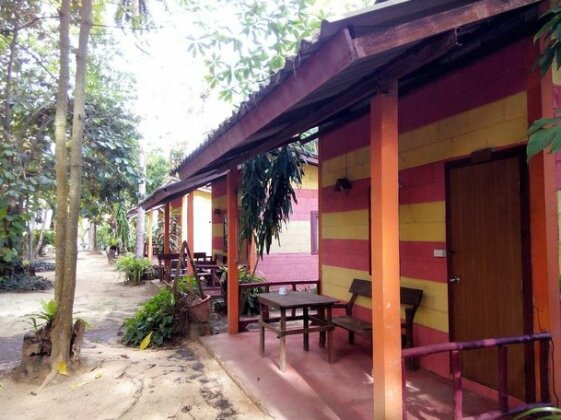 Funky Fish Bungalows - Photo2
