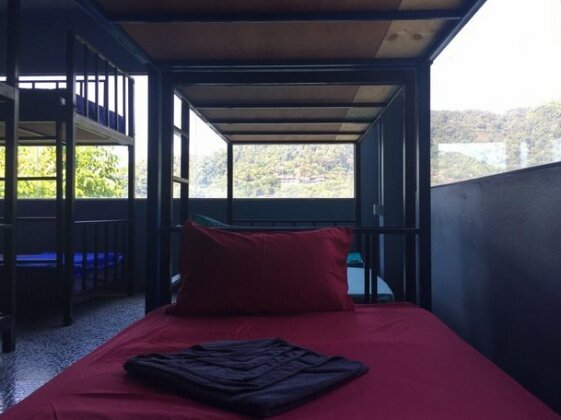 Hidden Cliff Hostel - Photo5