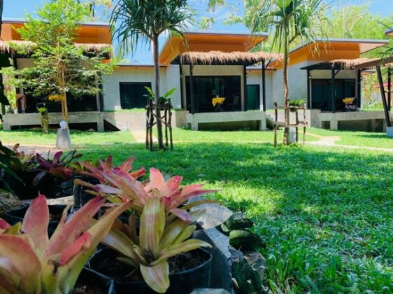 Ingtara at Lanta Resort - Photo3