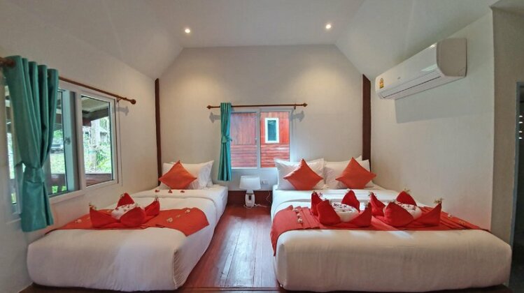 Koh Jum Delight Beach - Photo4