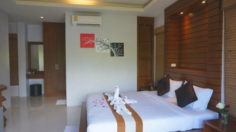 Lanta Intanin Resort - Photo4