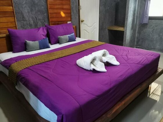 OneTwoTen Boutique House - Photo2