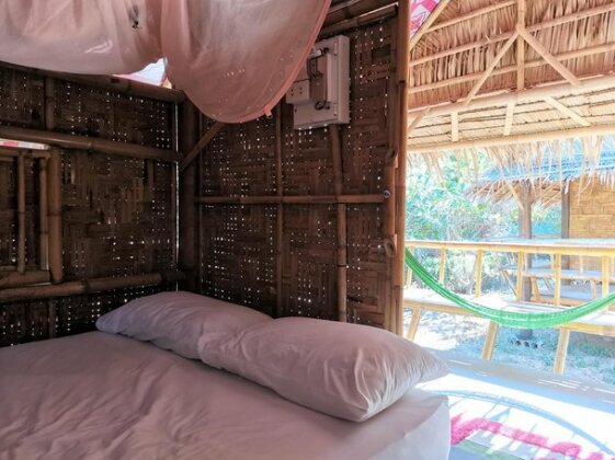 Phuhaya Bamboo Bungalows - Photo4