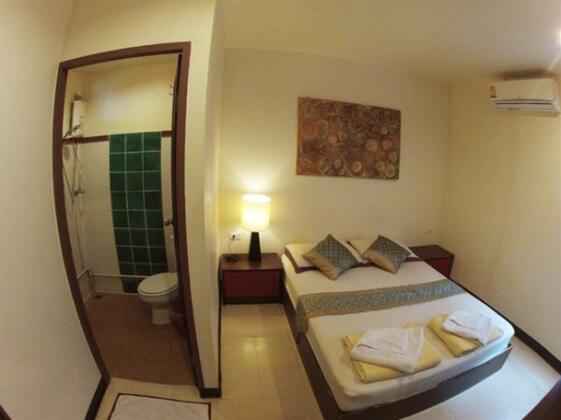 Sincere Hostel Bar and Bistro - Photo2