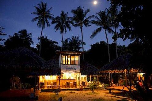 Libong Relax Beach Resort - Photo2