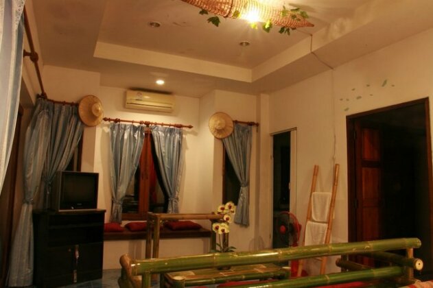 Hinkong Hut - Photo4