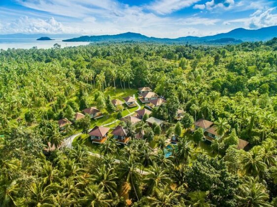 Phangan Akuna - Photo2