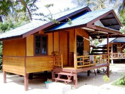 Pinks Bungalows