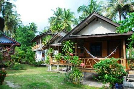 Pinks Bungalows - Photo4