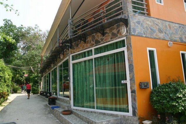 Blue Dolphin Resort - Photo2