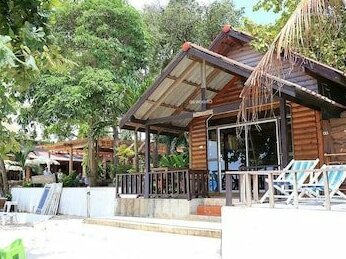 Tonsak Resort