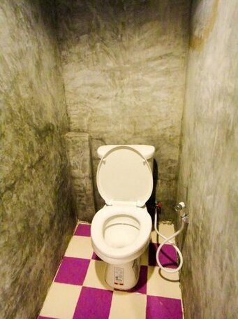 Booking Center Guesthouse - Photo3