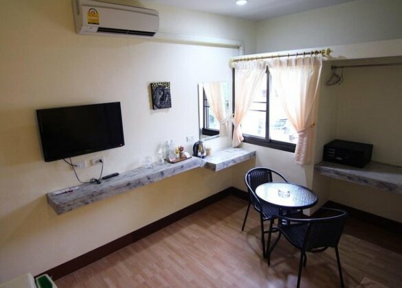 Sleep Inn Hostel Koh Tao - Photo4