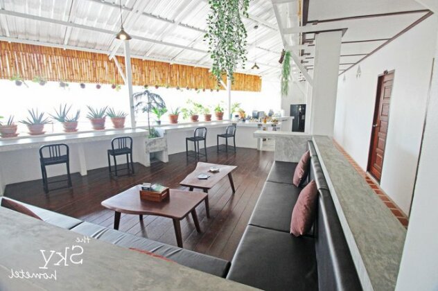 The Sky Hometel - Photo4