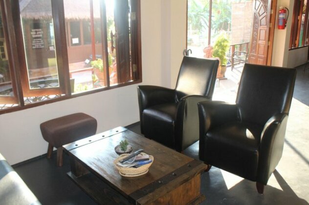 Utopia Guesthouse - Photo4