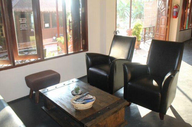 Utopia Guesthouse - Photo4