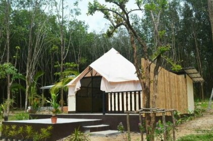 Camp Hadee Ko Yao Noi