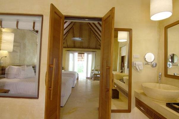 High Season Pool Villa & Spa - Photo2