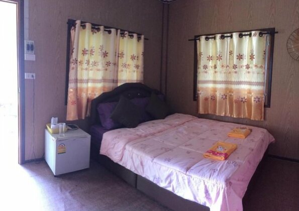 Lee Red House - Photo5