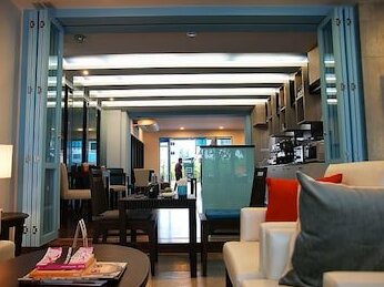Apo Hotel - Photo4