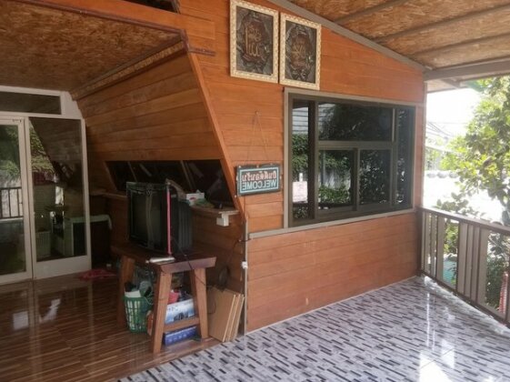 Baansuan Rimnam Resort - Photo4