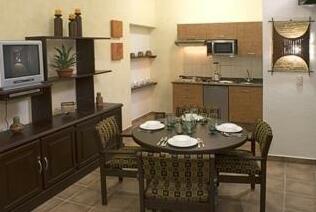 Bussaba Thai Hostel - Photo2