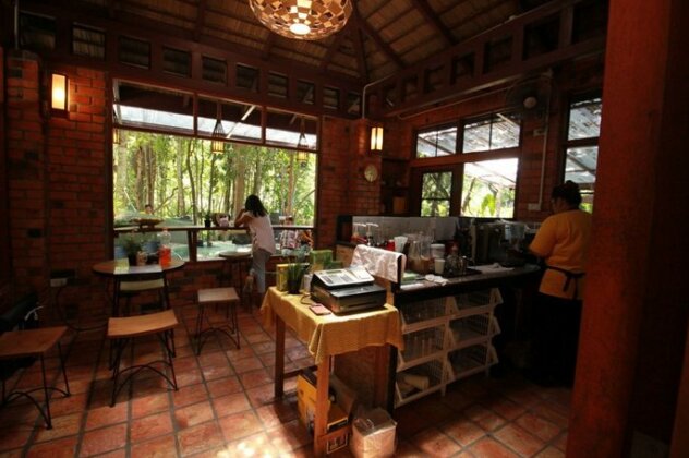 Chestnut Hill Eco Resort - Photo3