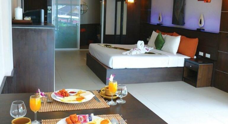 Guitar Residence - Photo2