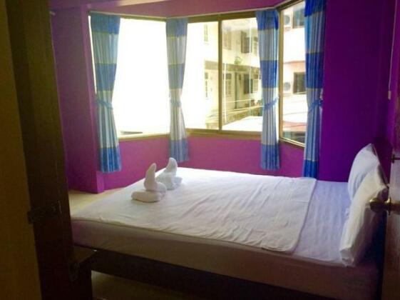 Hollywood Guesthouse - Photo2