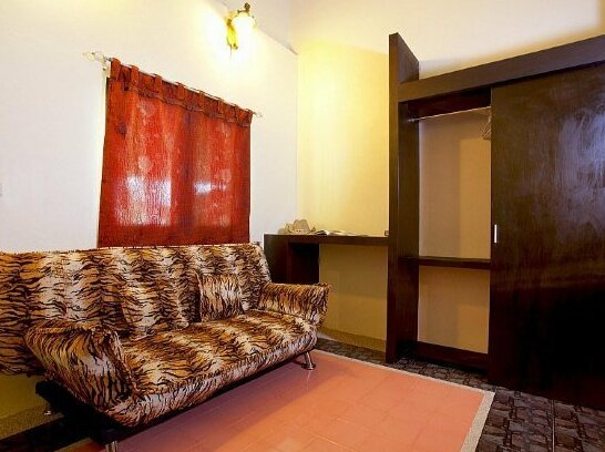 Krabi Beachfront Resort Deluxe Suite - Photo2