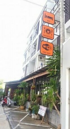 Krabi Inn & Omm