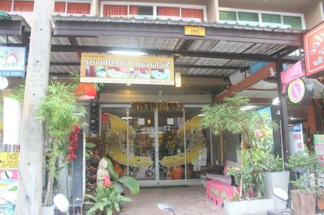 Nichakarn Massage & House