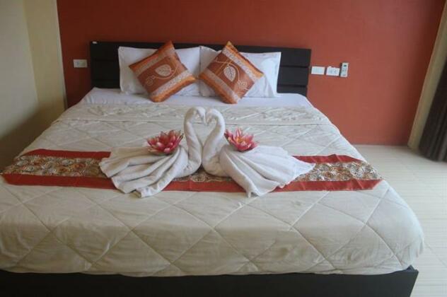 Nichakarn Massage & House - Photo3