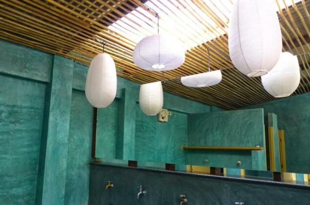 Non La Mer Hostel