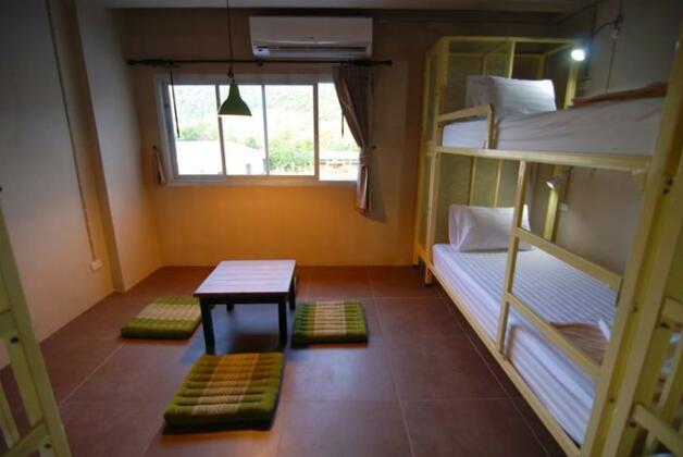 Non La Mer Hostel - Photo4