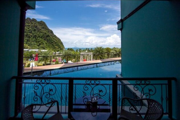 Privacy Stunningly Panoramic View - Photo3