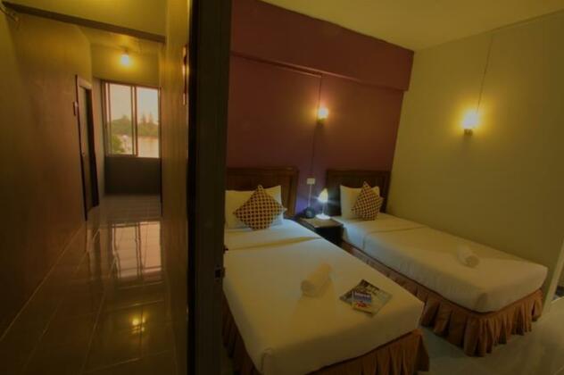 Rooms at Krabi Guesthouse - Photo5