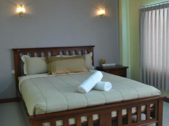 Tawan Warn FC Hotel - Photo2