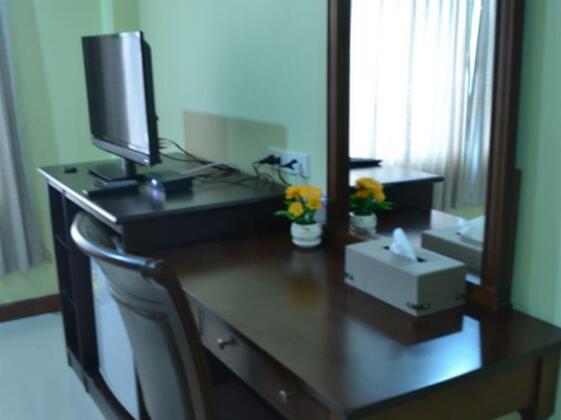 Tawan Warn FC Hotel - Photo3