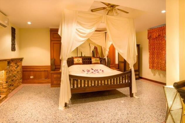 Tolmaj Family Apartment - Photo4