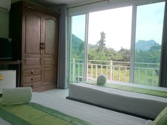 We House - Photo2