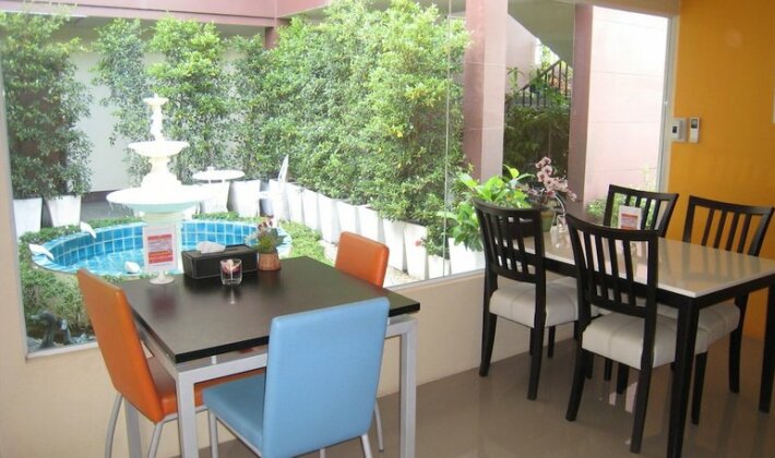 C2 Residence - Photo3